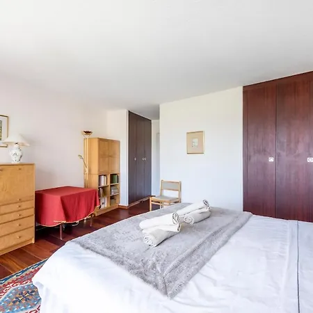 2br Marina View, Pool Walk To